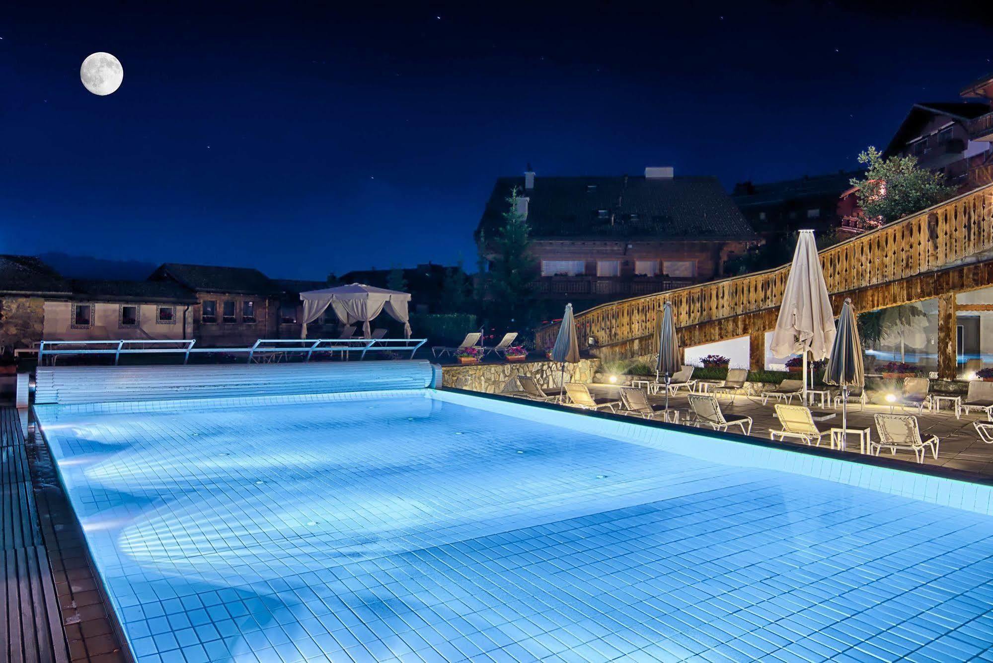 Hostellerie Du Pas De L'Ours "Relais Et Chateaux" Crans-Montana Zewnętrze zdjęcie